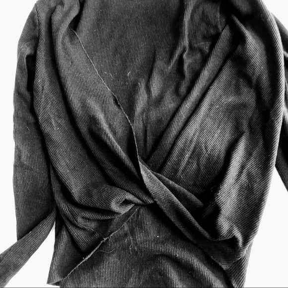 ✨UO Project Social T Drew Surplice Thermal - Picture 3 of 8